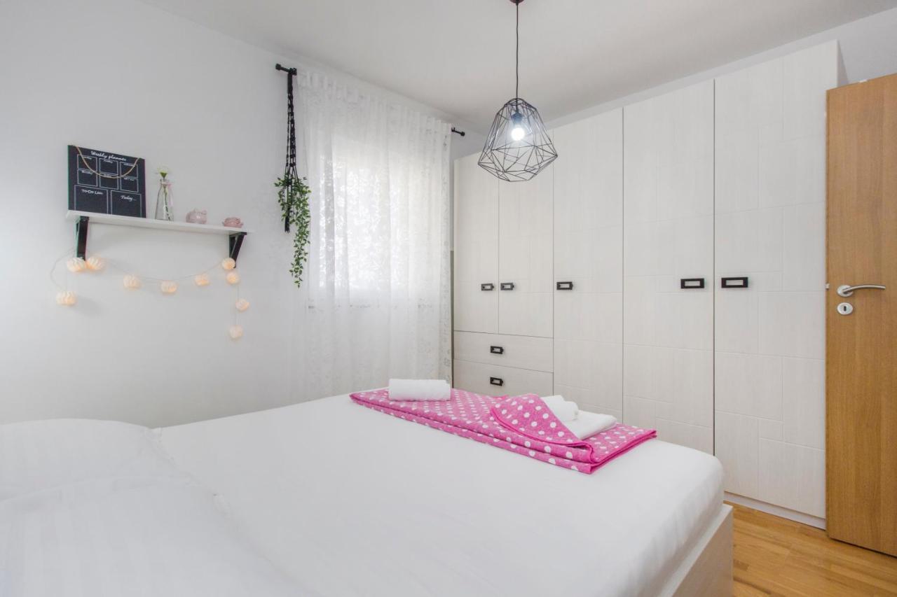 Apartment Sea View Sibenik Exterior photo